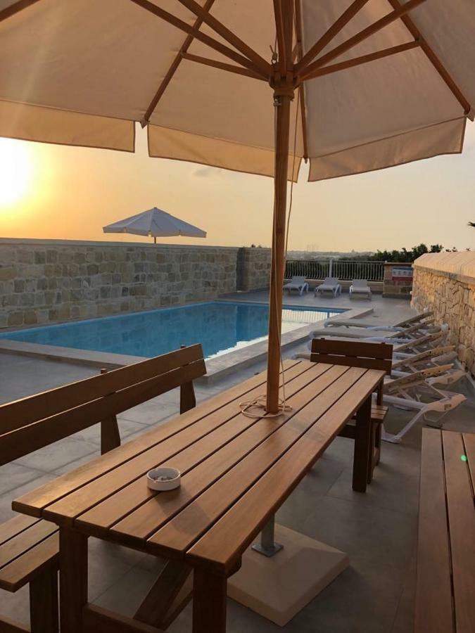 Villa Chossie Żejtun المظهر الخارجي الصورة